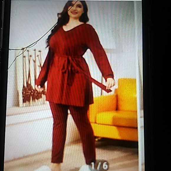 Cranberry 2-pc pant set with belt - Picture 2 of 4